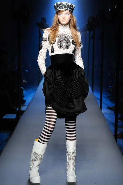 Look 21